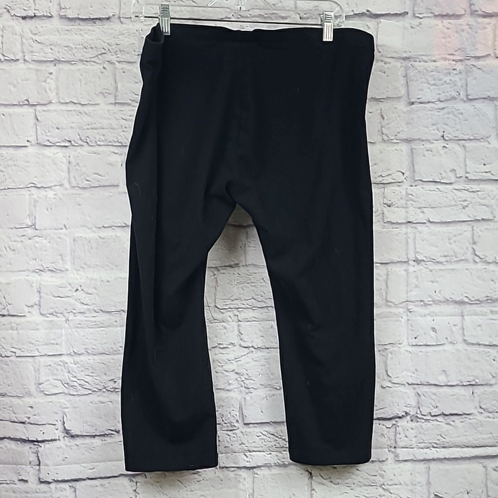 Women's XL Black Mid-Rise Capri Leggings Workout Exercise Yoga Pants Athleisure - Picture 5 of 7